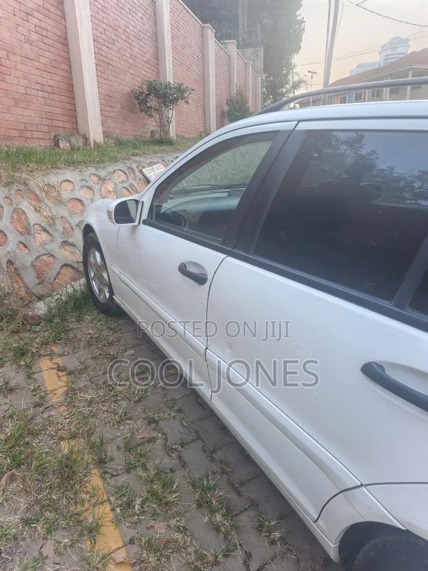 Mercedes-Benz C180 2003 White