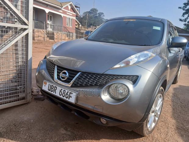 Nissan Juke 2011 Gray