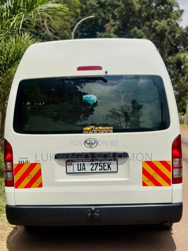 Car 2022 White