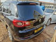 Volkswagen Tiguan 2010 Black for sale
