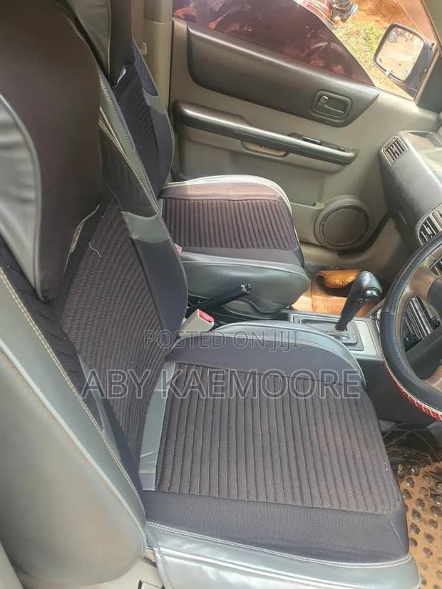 Nissan X-Trail 2006 Black
