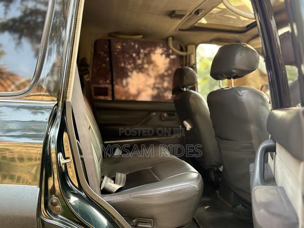 Toyota Land Cruiser 1996 Green