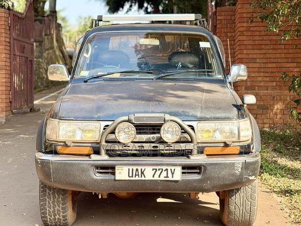 Toyota Land Cruiser 1996 Green