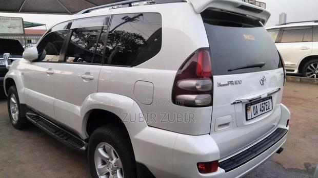 Toyota Land Cruiser Prado 2007 White