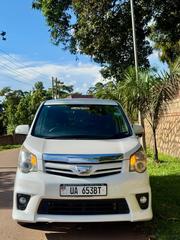 Toyota Noah 2011 White for sale