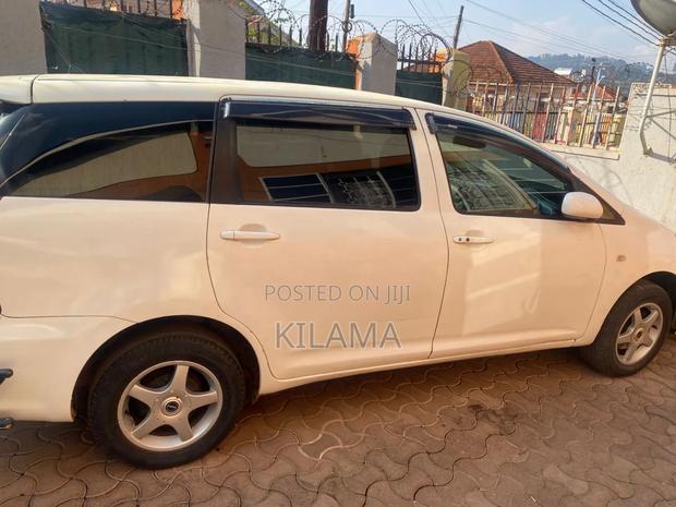 Toyota Wish 2003 White