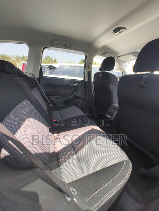 Subaru Forester 2.5i Premium AWD 2017 Gray