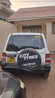 Mitsubishi Pajero IO 2000 White for sale