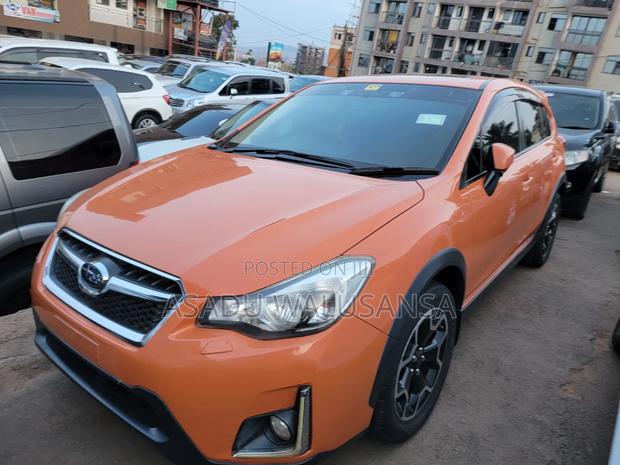 Subaru XV 2015 Orange