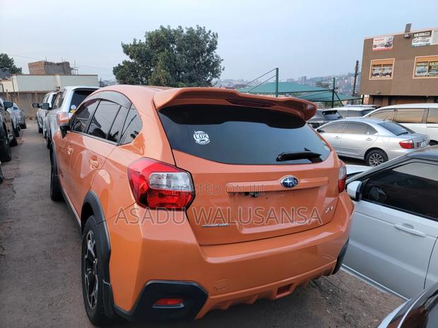 Subaru XV 2015 Orange