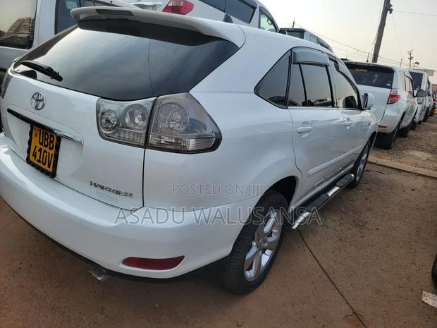 Toyota Harrier 2008 White