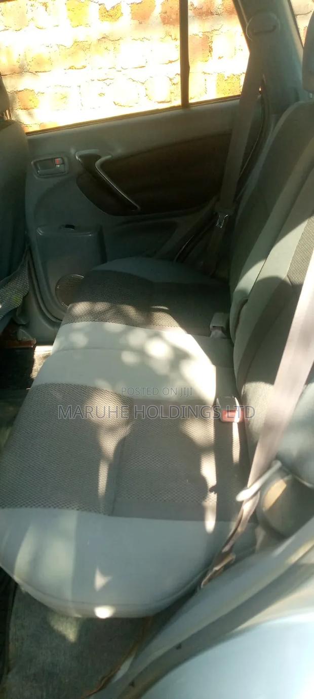 Toyota RAV4 2004 Silver