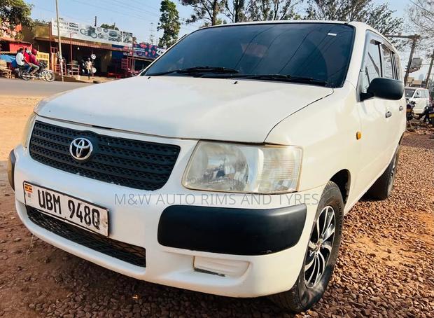 Toyota Probox 1.5 F 2WD 2010 White