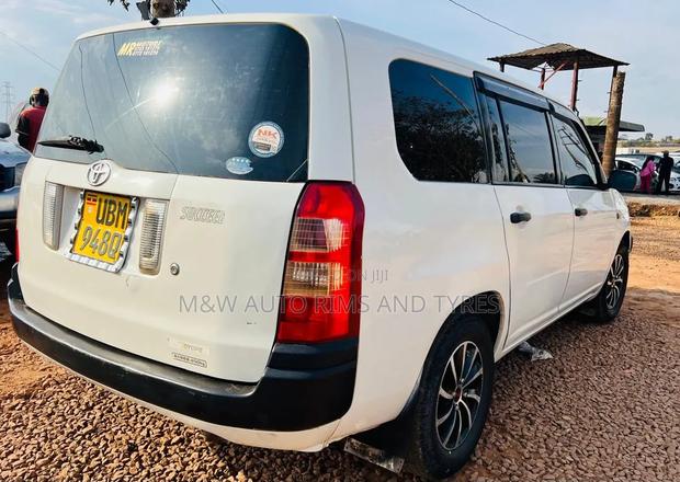 Toyota Probox 1.5 F 2WD 2010 White