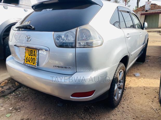 Toyota Harrier 2.4 2007 Silver