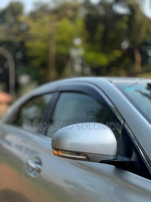Toyota Mark X 2011 Silver