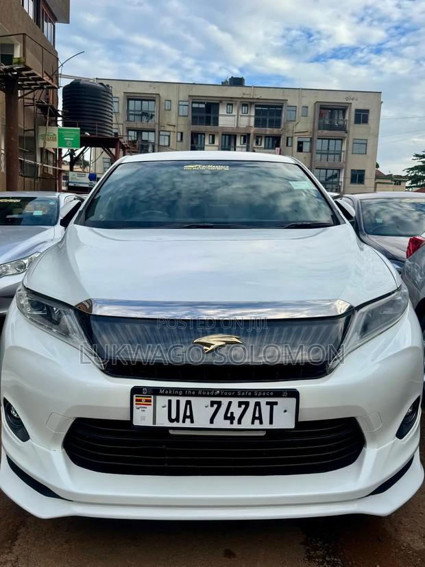 Toyota Harrier 2016 White