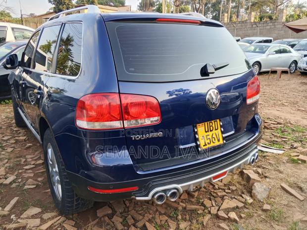 Volkswagen Touareg 2008 Blue