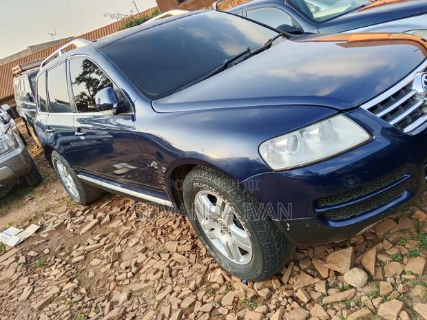 Volkswagen Touareg 2008 Blue