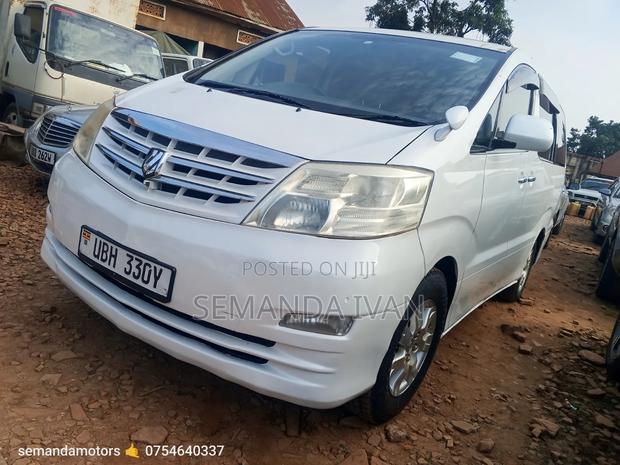 Toyota Alphard 2004 White