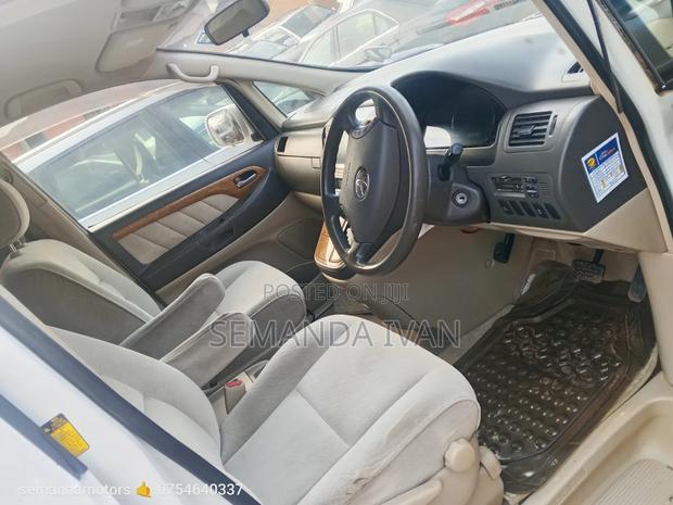 Toyota Alphard 2004 White