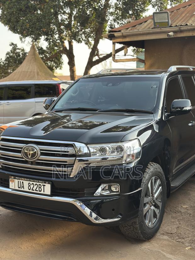 Toyota Land Cruiser Prado 2020 Black