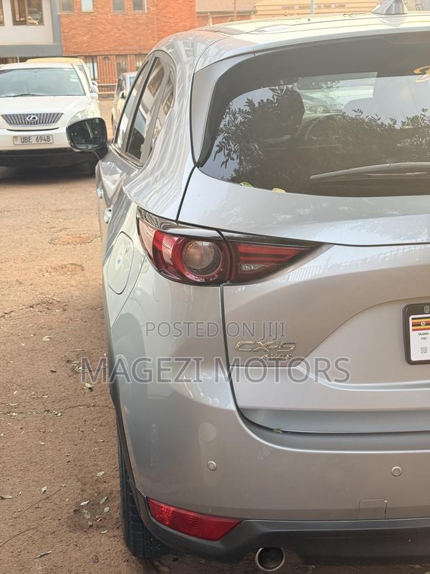 Mazda CX-5 2017 Silver