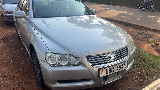 Toyota Mark X 2.5 RWD 2004 Silver