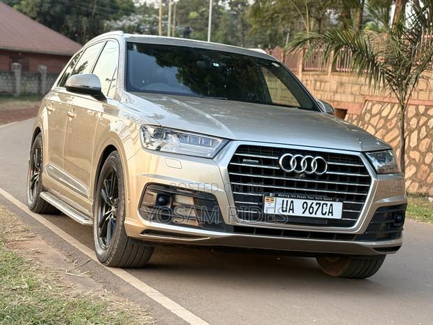 Audi Q5 45 Premium AWD quattro 2020 Gold