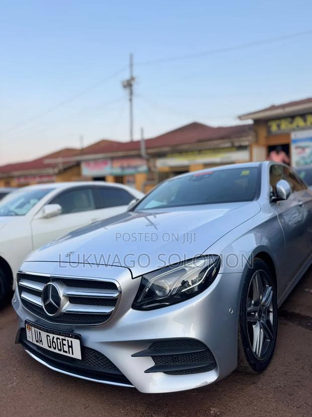 Mercedes-Benz E200 2018 Silver