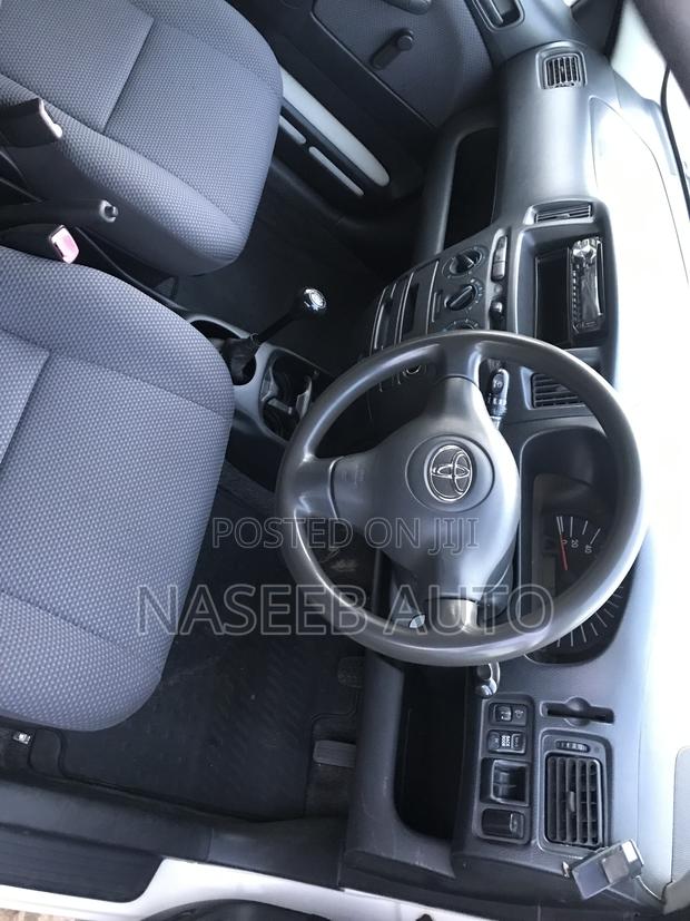 Toyota Probox 2009 White