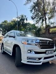 Toyota Land Cruiser 2017 White for sale