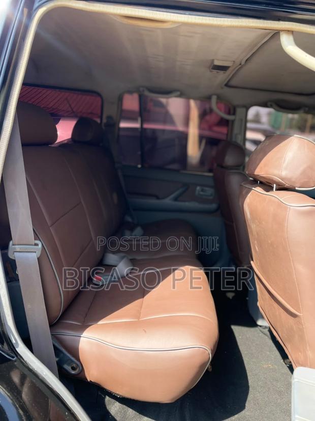 Toyota Land Cruiser Prado 2000 Green