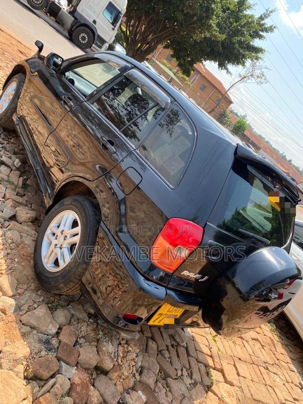 Toyota RAV4 Automatic 2003 Black