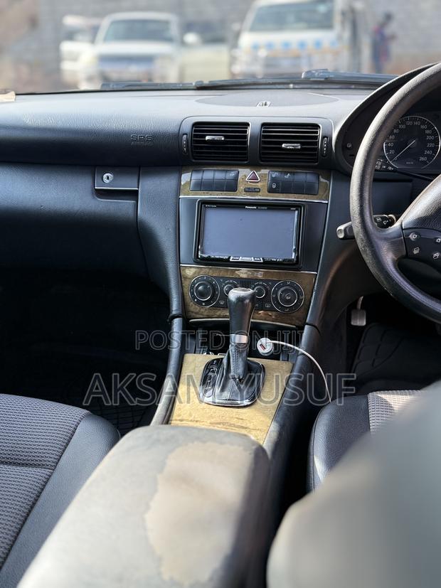 Mercedes-Benz C180 2006 Silver