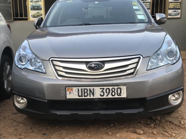 Subaru Outback 2011 Silver