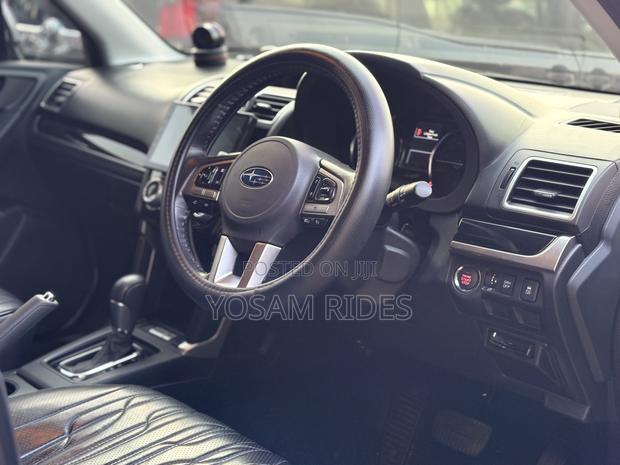 Subaru Forester 2.0XT Touring AWD 2016 White