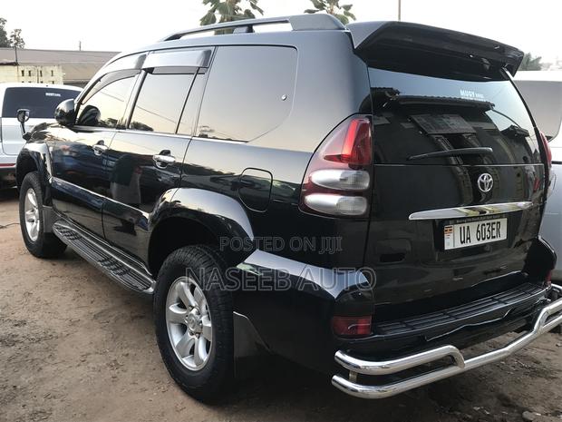 Toyota Land Cruiser Prado 2009 Black
