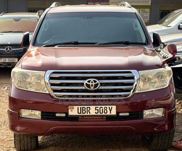 Toyota Land Cruiser 4.6 V8 AX G Selection 2009 Red