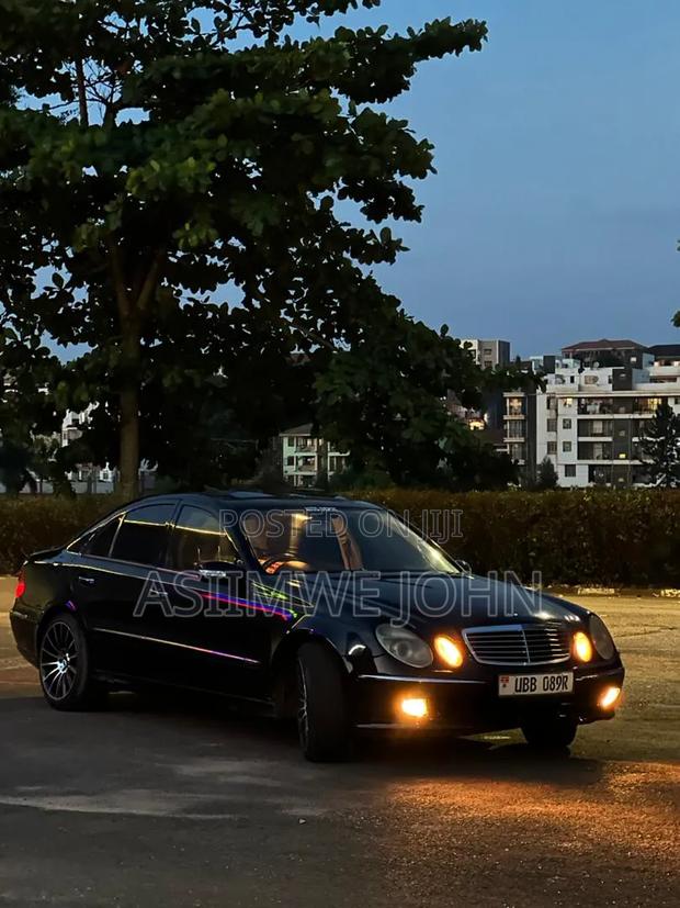 Mercedes-Benz E320 2006 Black