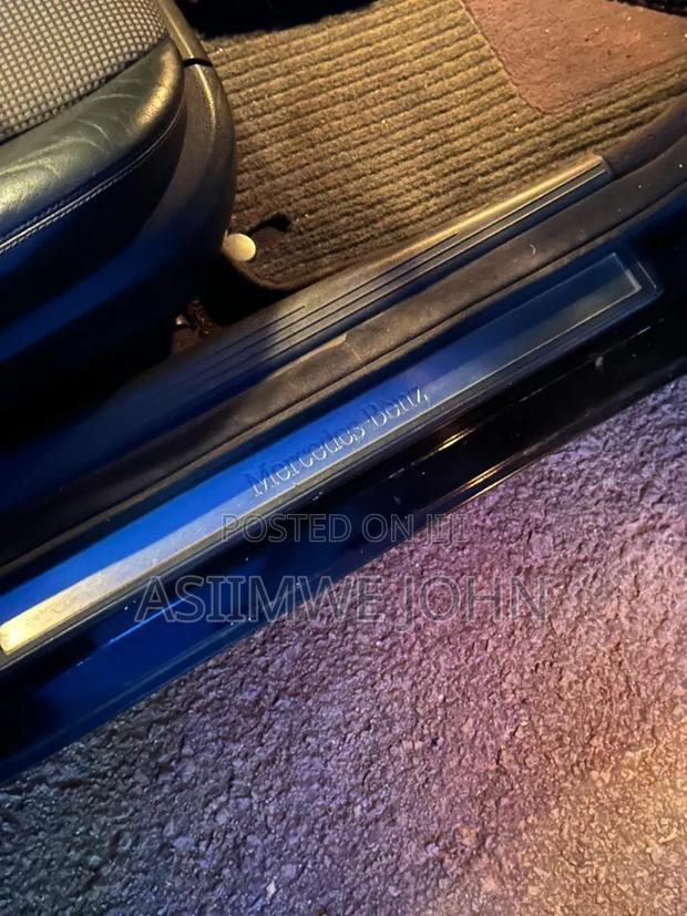 Mercedes-Benz E320 2006 Black