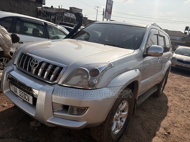 Toyota Land Cruiser 2002 Silver