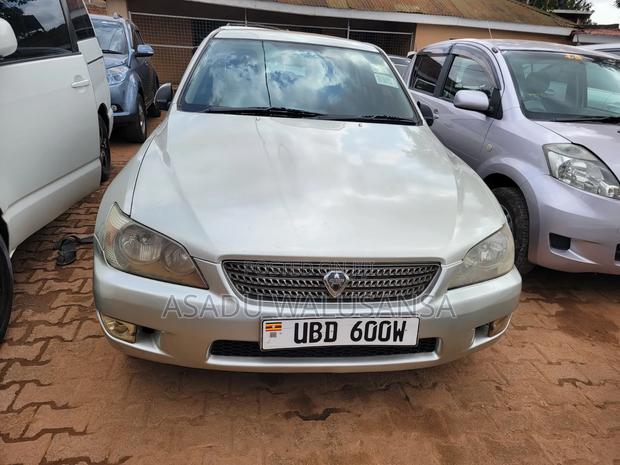 Toyota Altezza 2000 Gray