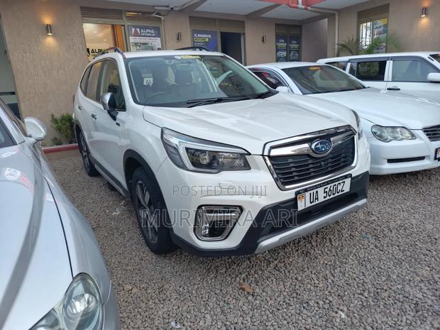 Subaru Forester 2021 White