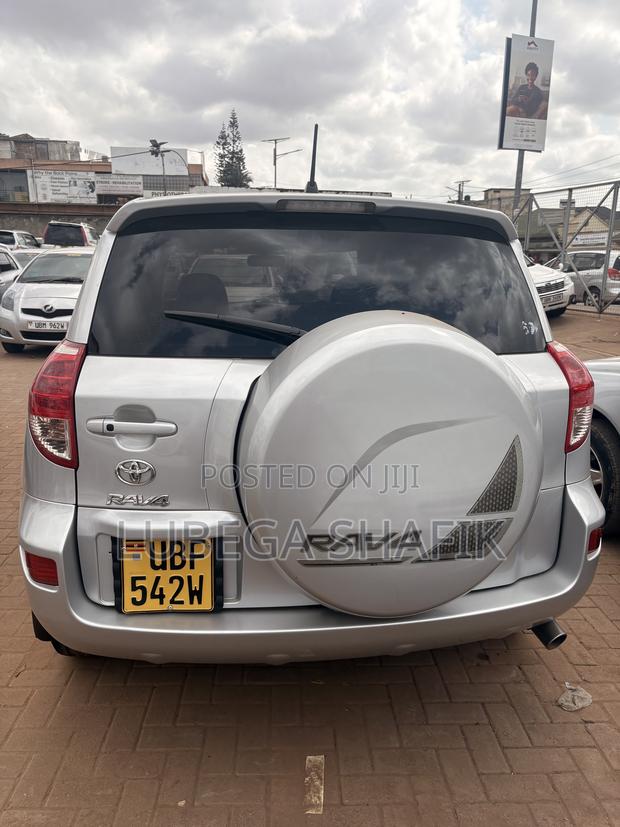 Toyota RAV4 2008 Silver