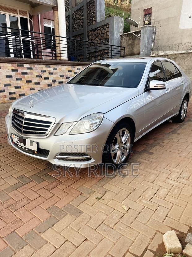 Mercedes-Benz E300 2009 Silver