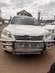 Toyota Vanguard 2010 White for sale