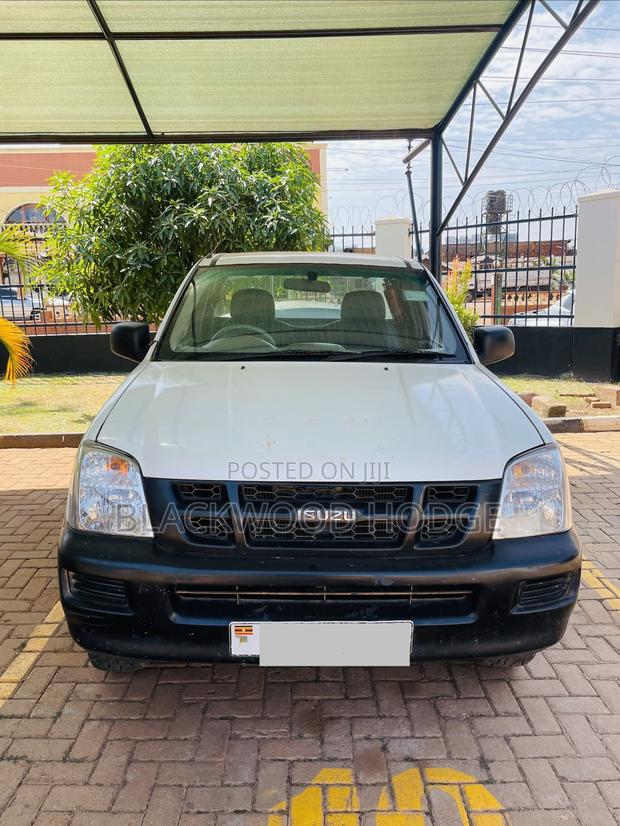 Isuzu D-MAX 2007 White
