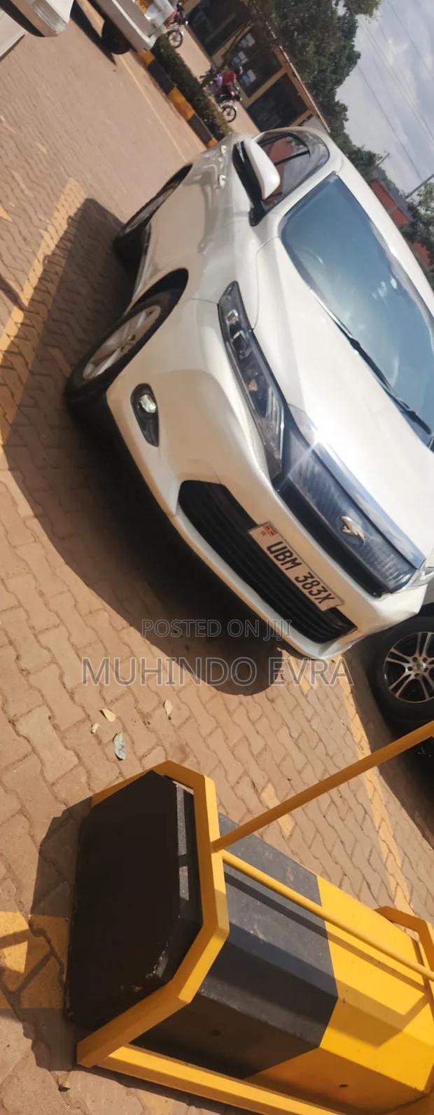 Toyota Harrier 2015 White