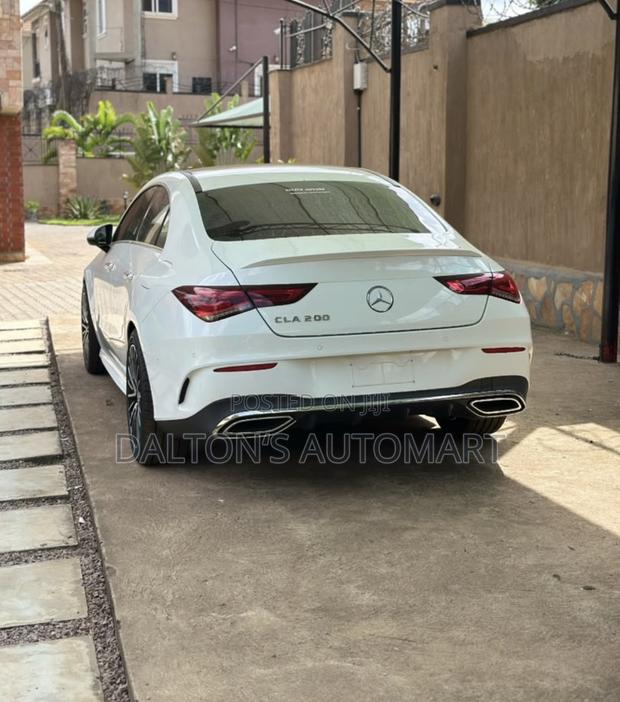 Mercedes-Benz CLA-Class CLA 200 Sedan 2022 White